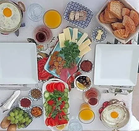 Hotel Atacesme *
